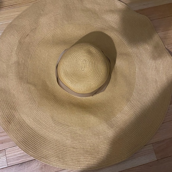 Sensi studio extra large brim hat - Picture 3 of 3